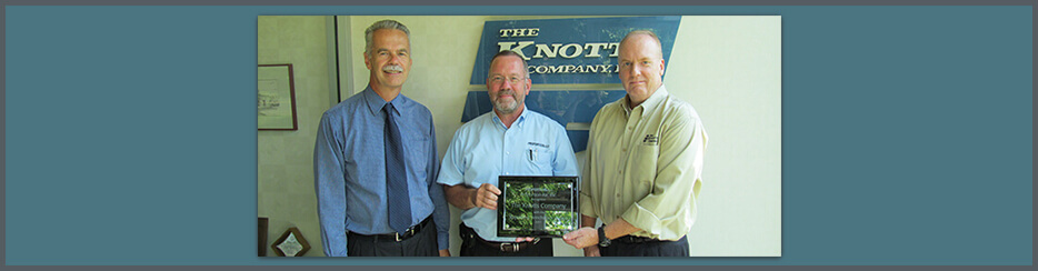 Knotts Company Receives Improving Benchmark Award