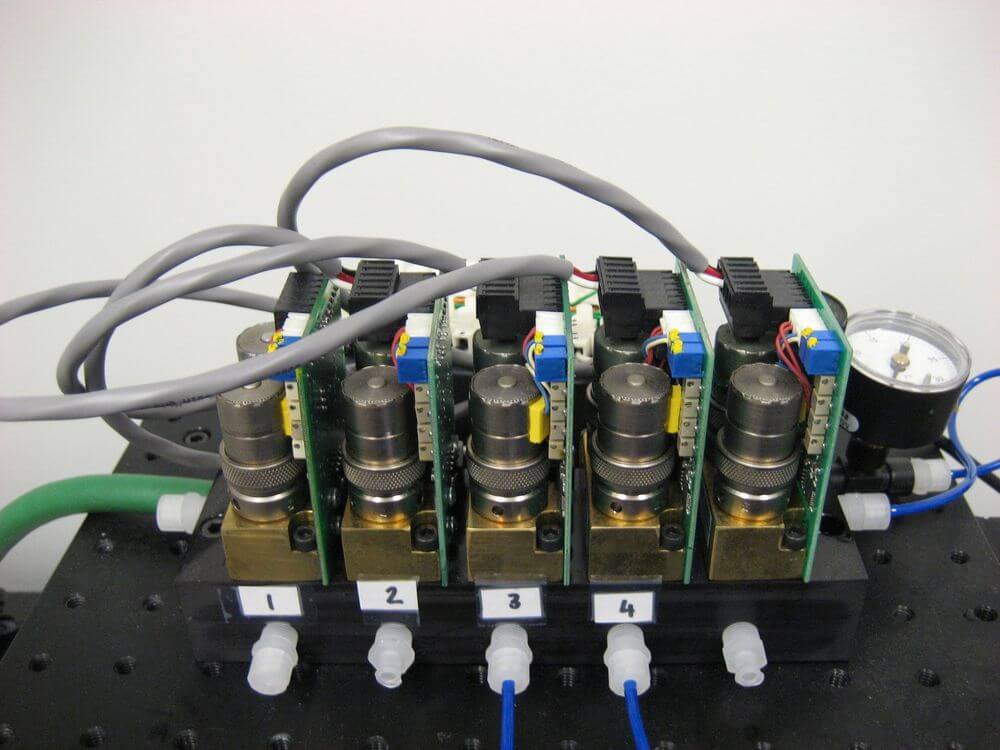 Microfluidics Controller